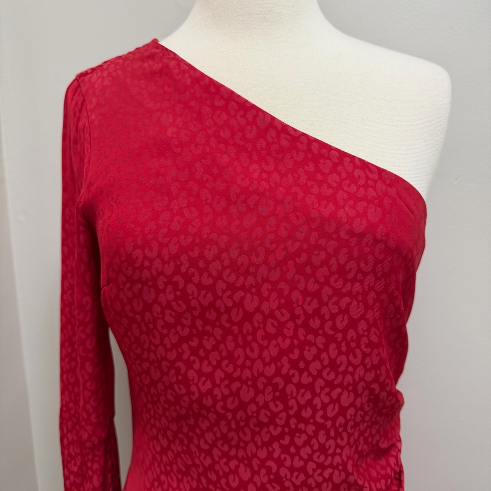 L’Academie Senna Top Blouse One Shoulder Asymmetric Hem Lava Red Size S - Picture 3 of 10
